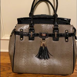 JKM & Co. Python Snake & Alligator, Laptop rolling